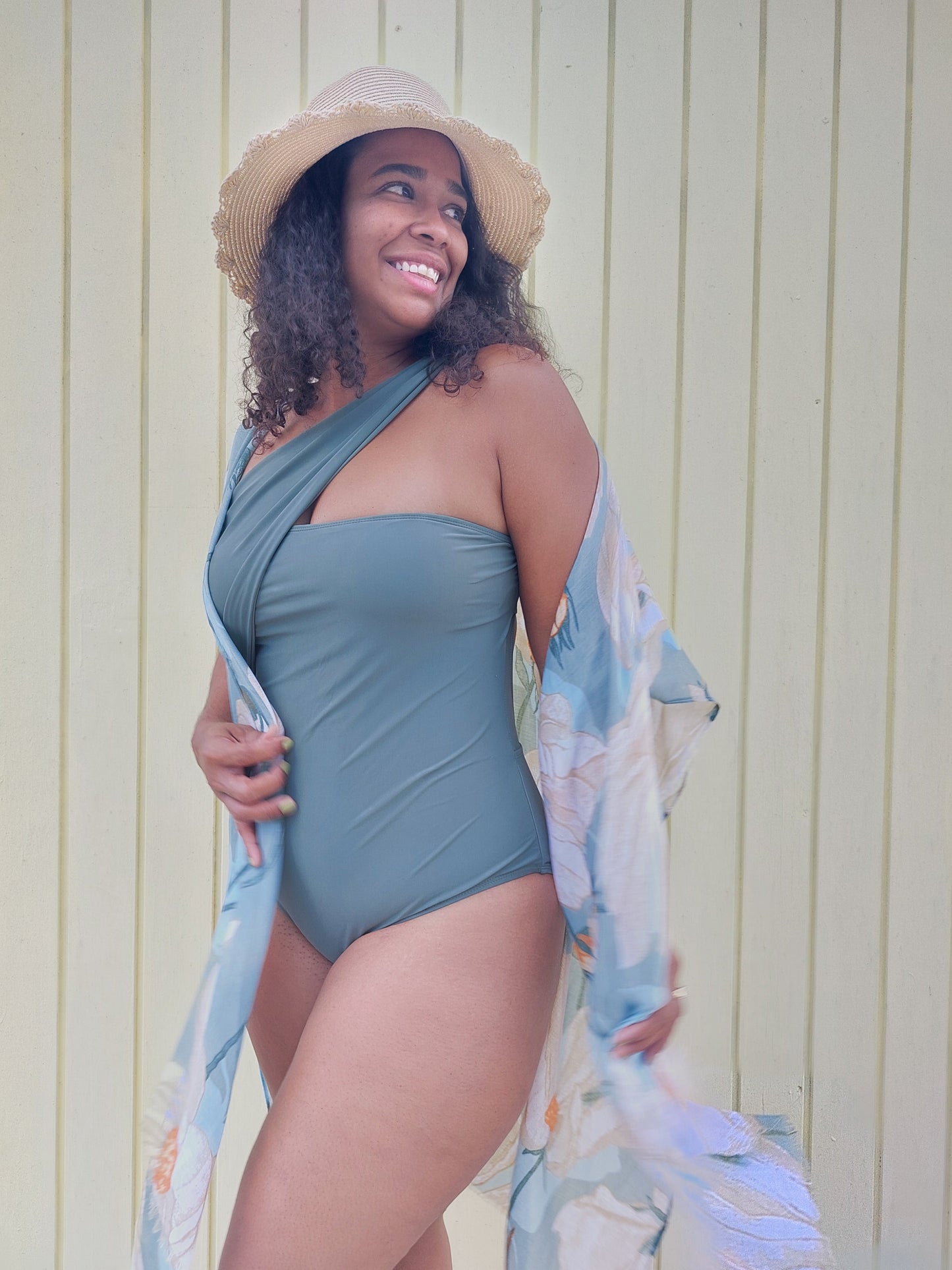 Amazona One Shoulder Swimwear